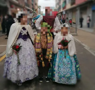 Capa Fallera Niña Cruda/Crema Talla Única