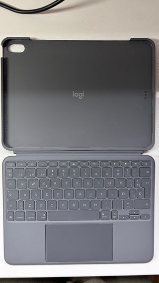 Teclado Logitech Combo Touch iPad Air 11
