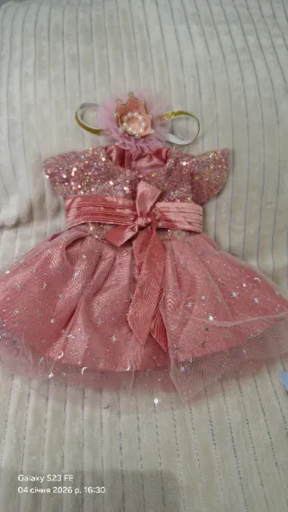 Vestido para muñeca 55cm rosa brillante corona