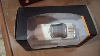 Lote 2 Coches: Morgan Plus y MGB