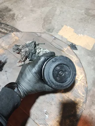 Compresor A/C BMW E46 320cd Calsonic