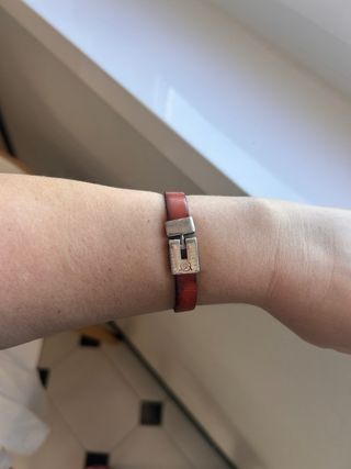 Pulsera de cuero y plata