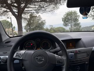 Opel Astra 2007