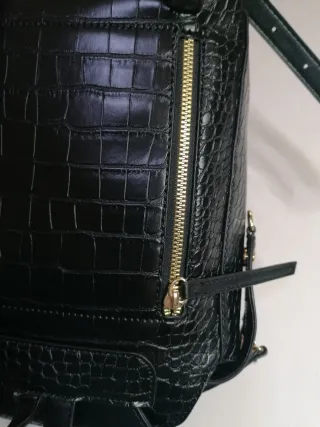 Zaino Carpisa nero effetto coccodrillo