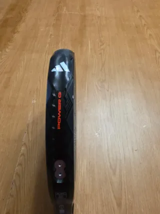 Pala Adidas Metalbone HRD+ 2025