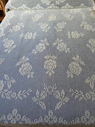 Colcha ganchillo algodón hecha a mano