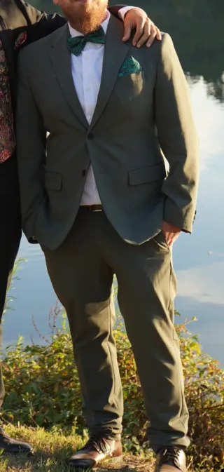 Traje Zara Verde Oliva Hombre