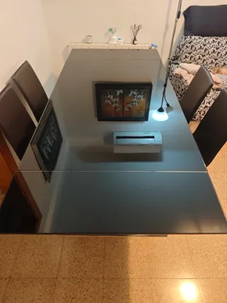 Mesa comedor de diseño Cristal + juego de 6 sillas