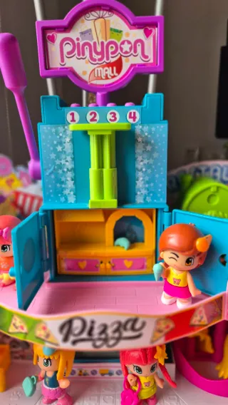 Centro Comercial Pinypon con Accesorios