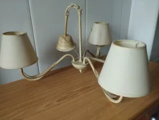 Lámpara de techo beige para dormitorio