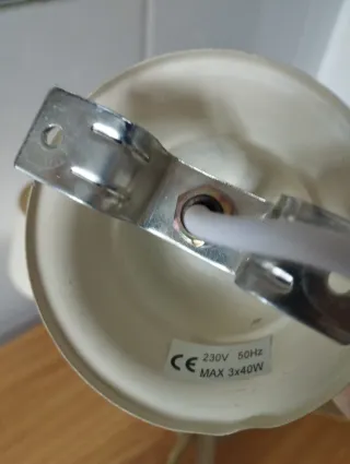 Lámpara de techo beige para dormitorio