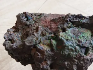 Goethita Irisada 145 gramos