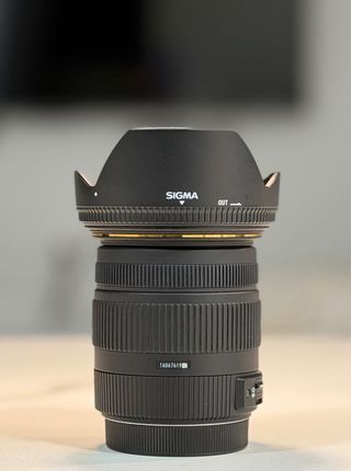 Cámara Canon EOS 77D + Objetivos