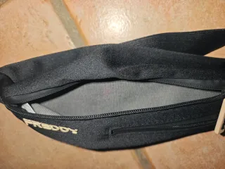 Marsupio fitness Freddy nero.     Costo 19,90€