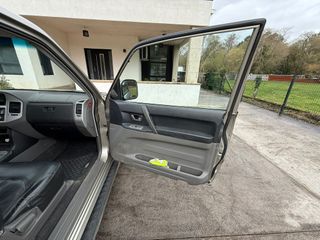 Mitsubishi Montero 2005