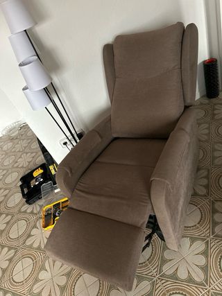 Sillón Eléctrico Beige con 2 motores perfecto