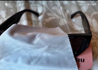 Gafas de sol Miu Miu negras