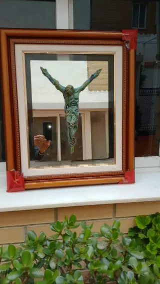 Cuadro Cristo Madera y Cristal