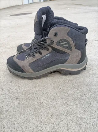 Botas de montaña Quechua