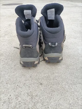 Botas de montaña Quechua