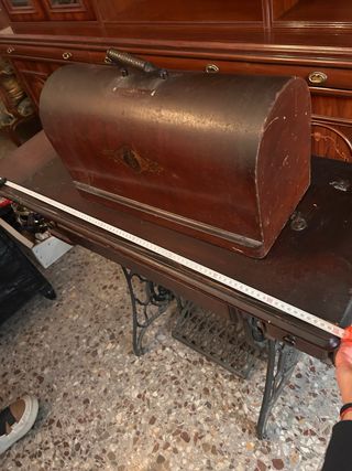 Mesa Máquina de Coser Singer Vintage