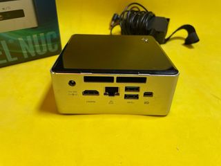 Intel NUC Mini PC Kit