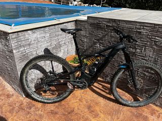 Bicicleta Enduro Negra