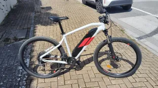 Bicicleta Eléctrica Blanca como nueva!