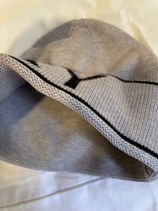 Gorra Burberry Gris y Negra