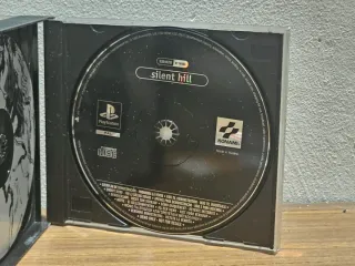 Metal Gear Solid PS1 PAL Español
