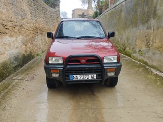 Nissan Terrano II 1995