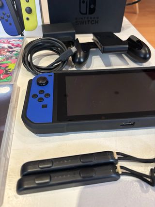 Nintendo Switch Azul y Rojo