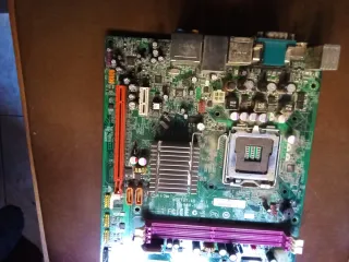 Placa Base Acer MCP73T-AD