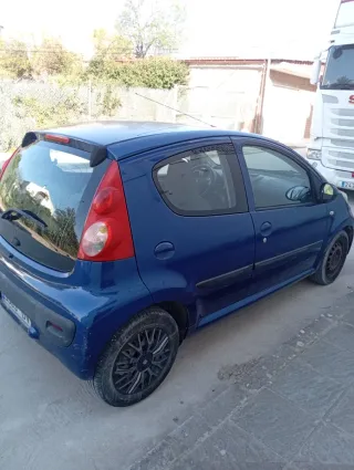 Peugeot 107 2006