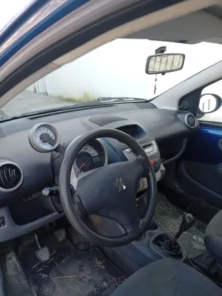 Peugeot 107 2006