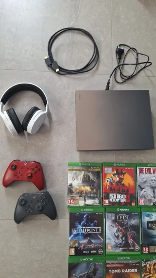 Xbox One X 1 TB con Controller e Giochi