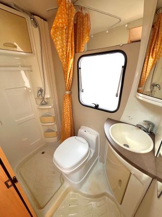 Autocaravana Ford Transit Chausson Flash03 6plazas