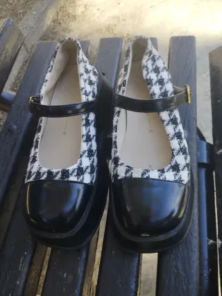 Zapatos Arlequín y Charol Negro