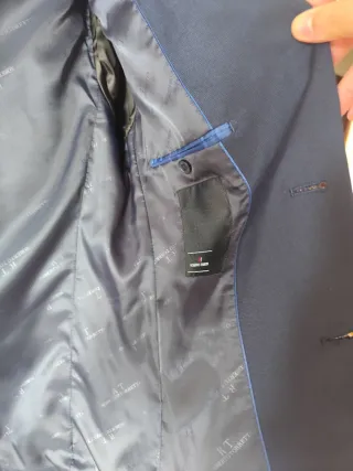 Traje de hombre azul