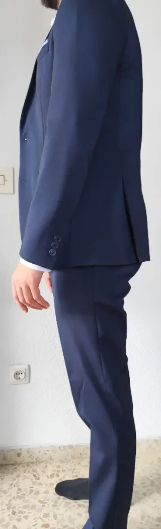 Traje de hombre azul