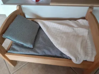 Lettino legno Ikea per bambole o gatto