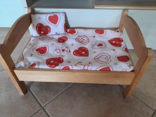 Lettino legno Ikea per bambole o gatto