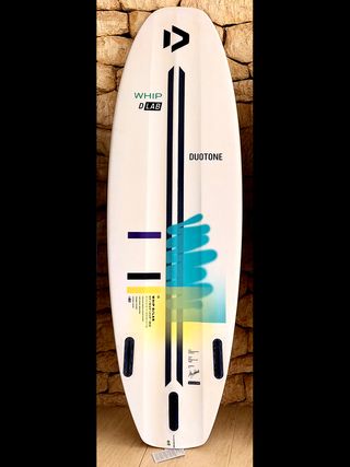NUEVO! | DUOTONE Whip DLAB 5’3“ + Traction Pad