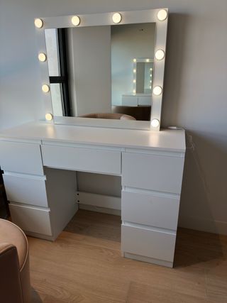 Tocador Profesional Blanco con Espejo LED