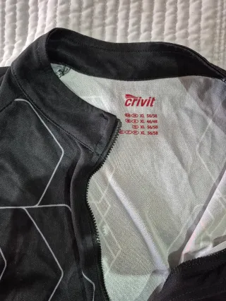 Conjunto Ciclismo Maillot y Culotte Negro/Rojo