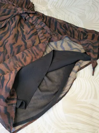 Vestido cruzado estampado animal