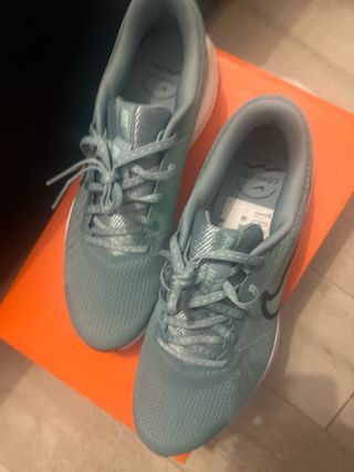 Scarpe Nike Teal Nuove