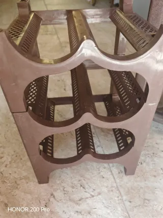 Botellero rústico de plástico