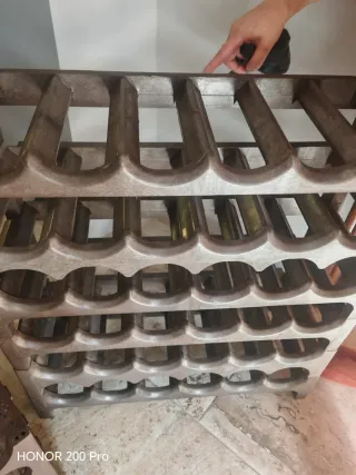 Botellero rústico de plástico