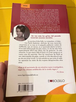Libro los Gritos del Pasado de Camilla Läckberg